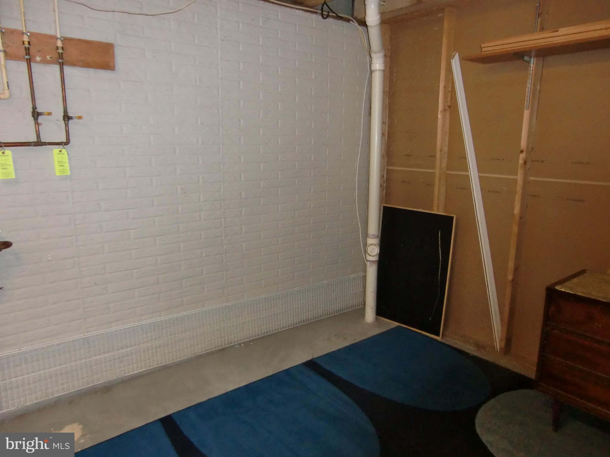 9545 Clocktower Lane Columbia, MD 21046 - Photo 21 of 25 laundry