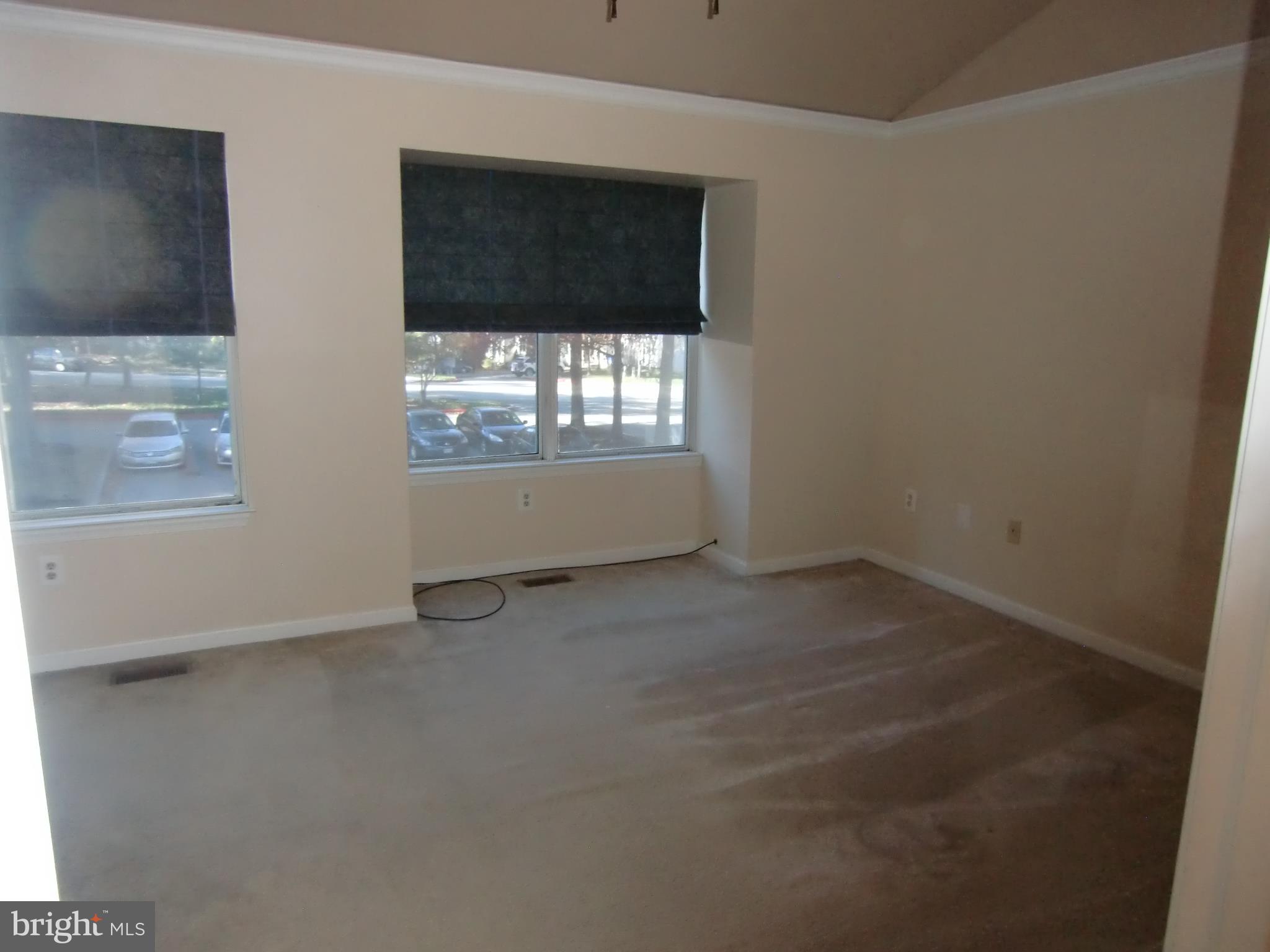 9545 Clocktower Lane Columbia, MD 21046 - Photo 10 of 25 master bedroom