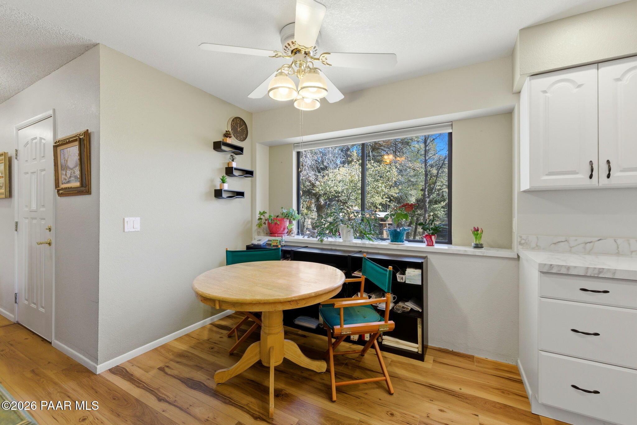 3030 Hozoni Road Prescott, AZ 86305 - Photo 13 of 37 13-Breakfast Nook