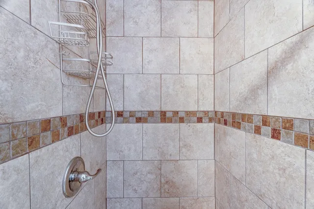 $325,000 | 28 Weaver Street, McCaysville, GA 30555