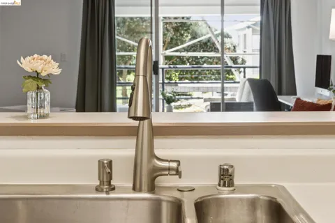 $329,000 | 1203 Melville Square, Unit 216, Richmond, CA 94804