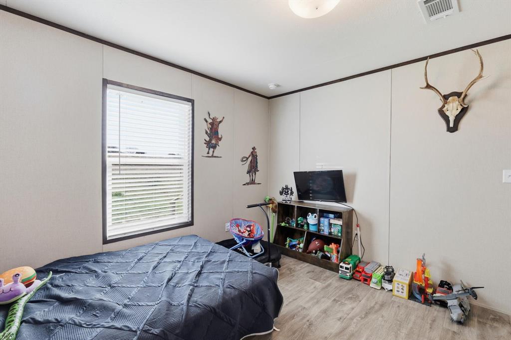 7553 Hutcheson Hill Road Springtown, TX 76082 - Photo 27 of 40 bedroom