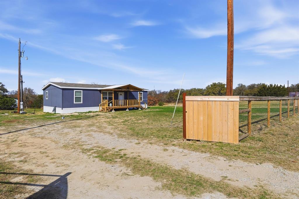 7553 Hutcheson Hill Road Springtown, TX 76082 - Photo 3 of 40 drive up