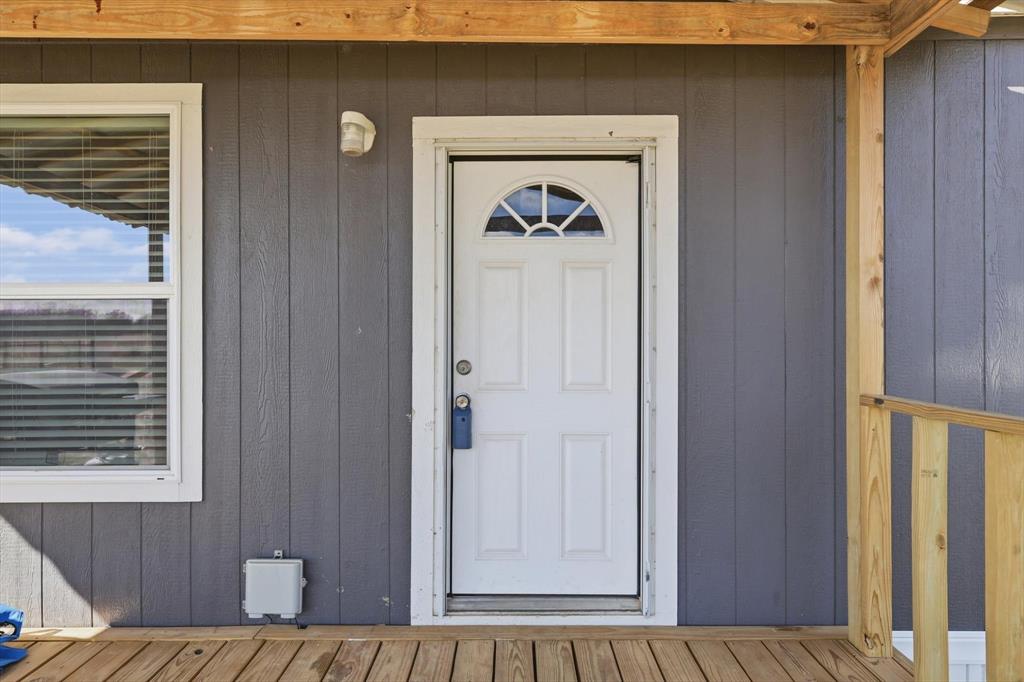 7553 Hutcheson Hill Road Springtown, TX 76082 - Photo 5 of 40 entry