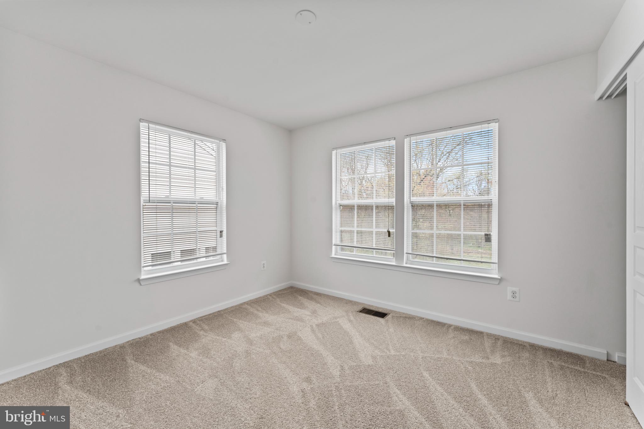 6319 Seton Ridge Drive Baltimore, MD 21207 - Photo 23 of 39 Upper Bedroom #1