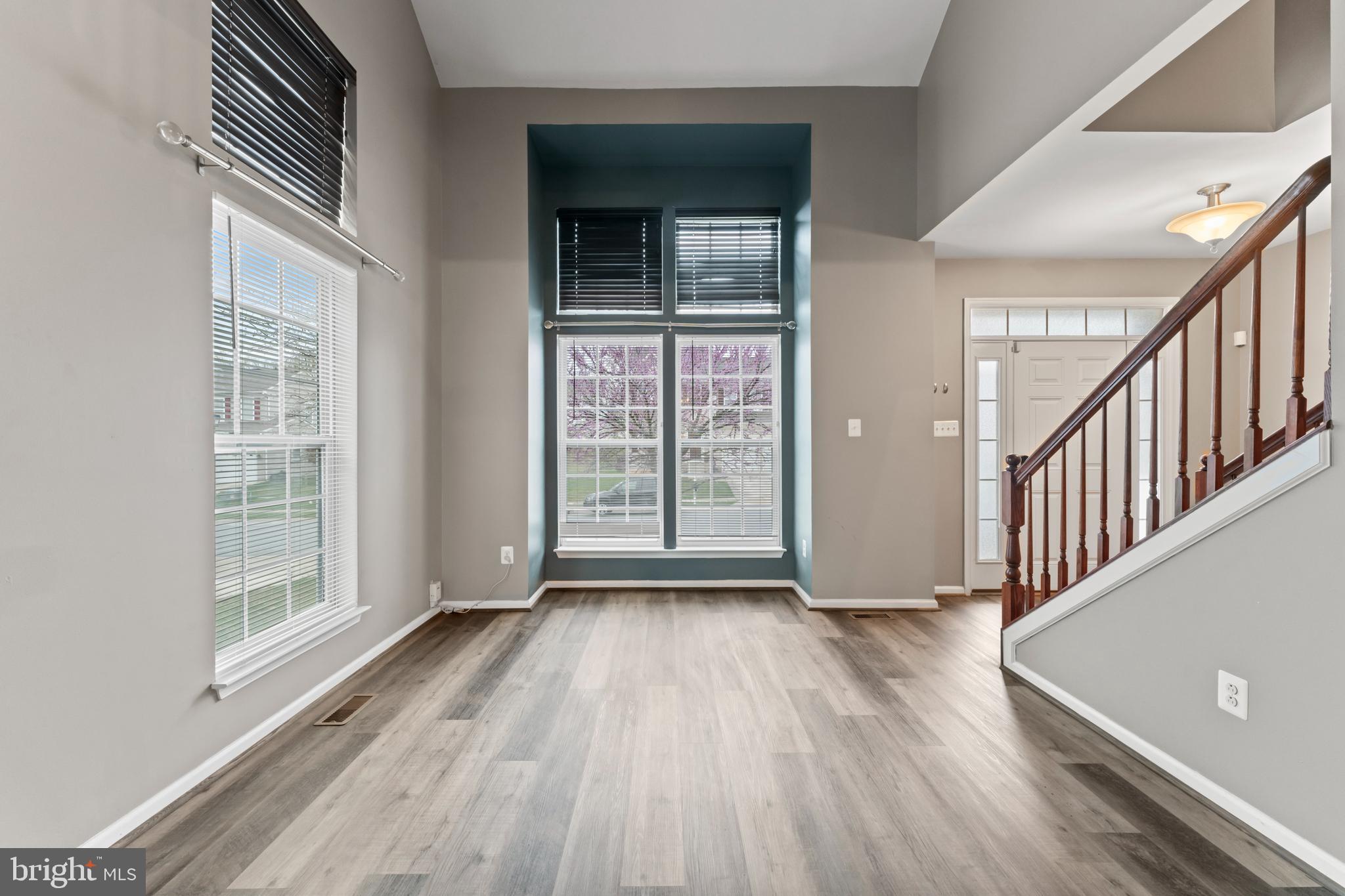 6319 Seton Ridge Drive Baltimore, MD 21207 - Photo 3 of 39 Sitting Room