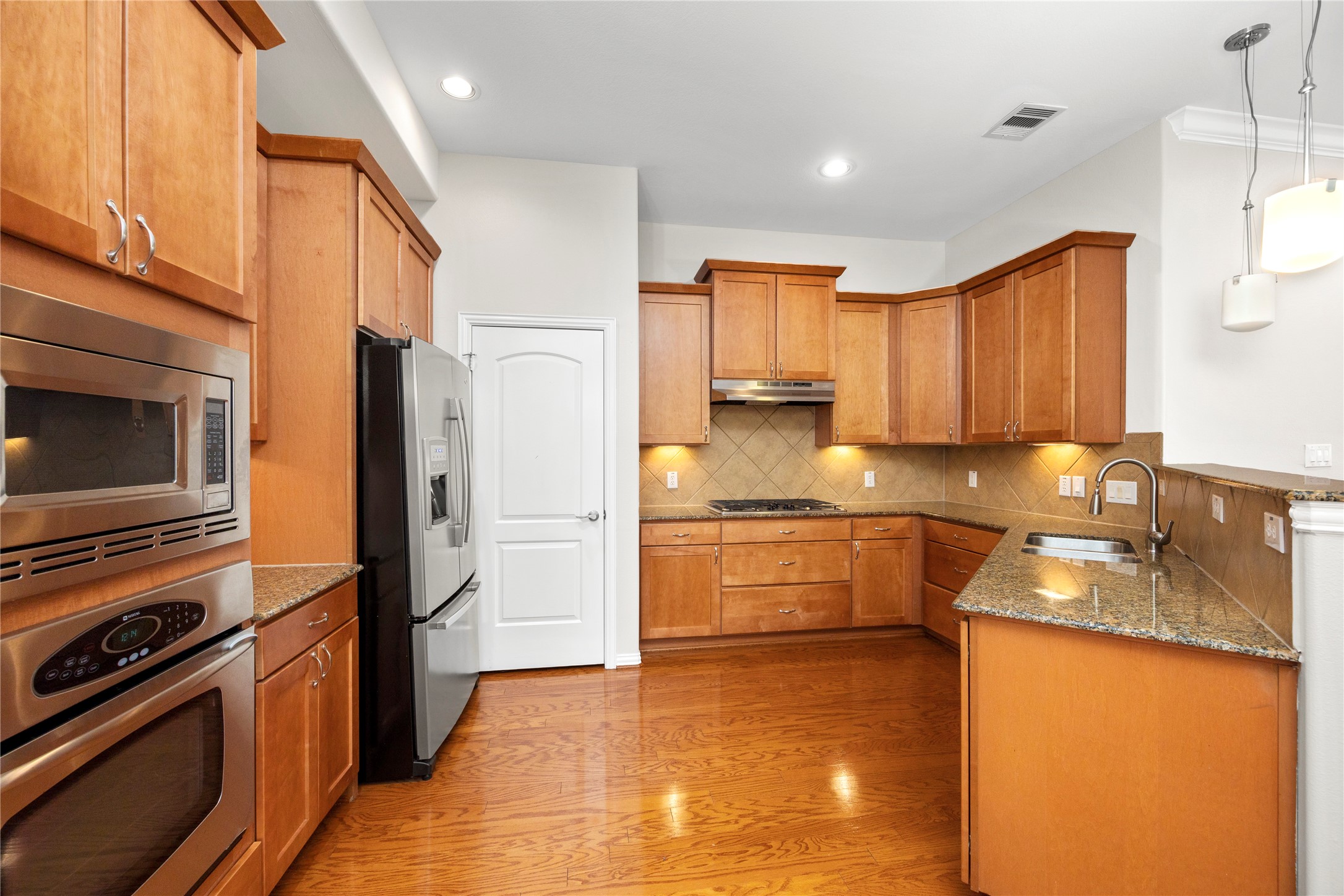 1614 Stuart Street Houston, TX 77004 - Photo 19 of 35