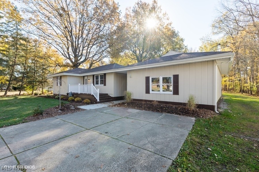 3701 Burkey Road Youngstown, OH 44515 - Photo 3 of 17 Gallery Image 3