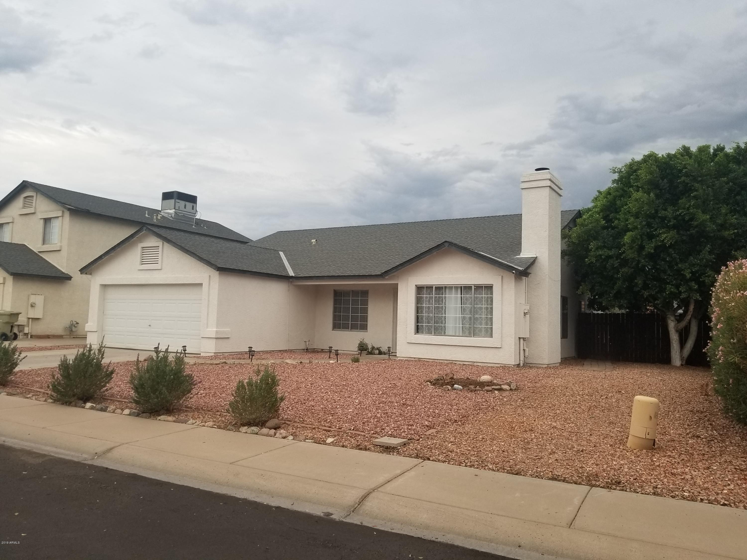 8771 West Ocotillo Road Glendale, AZ 85305 - Photo 3 of 24 20180930_173945