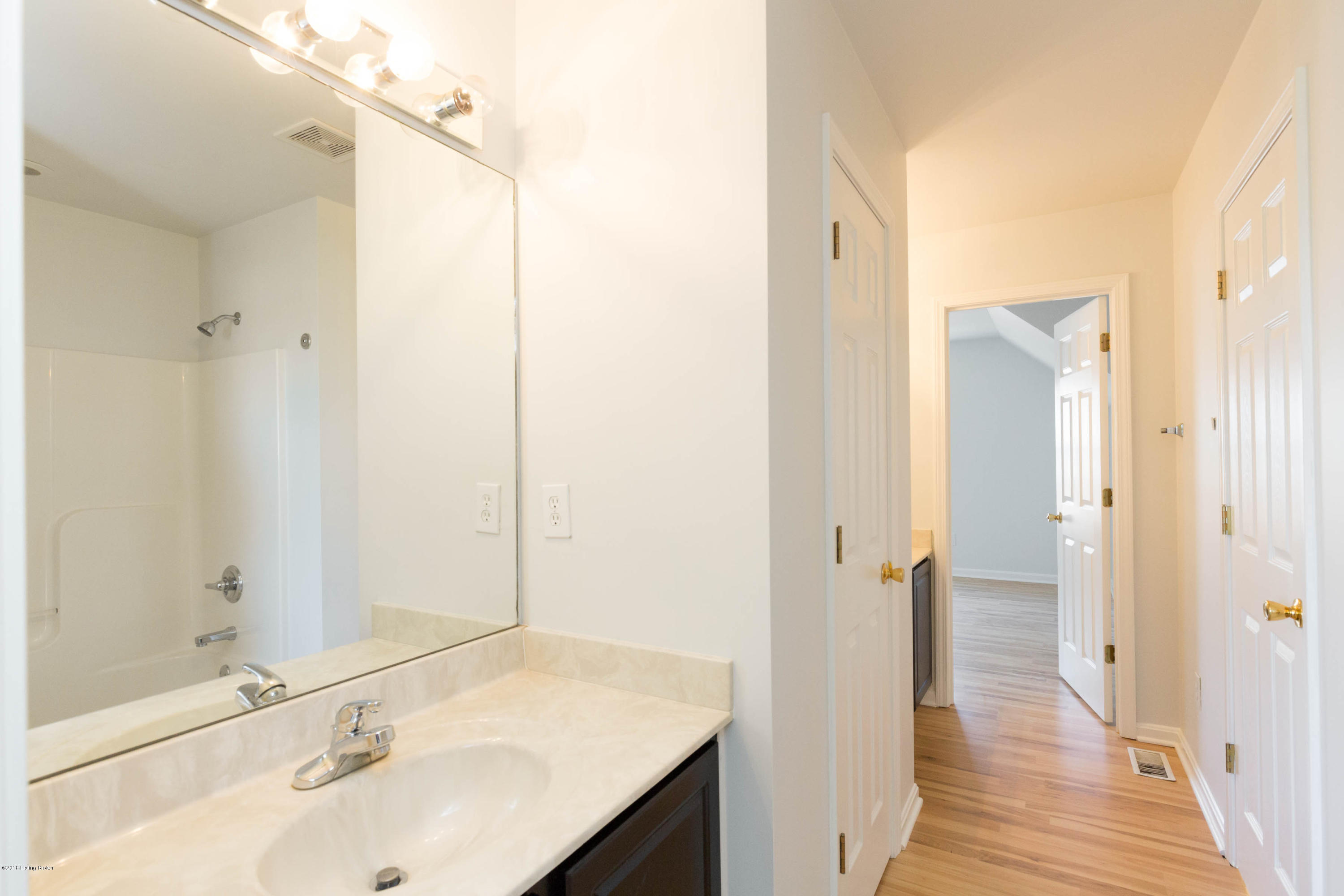 3004 Kent Road Louisville, KY 40205 - Photo 32 of 44 AJB_2578