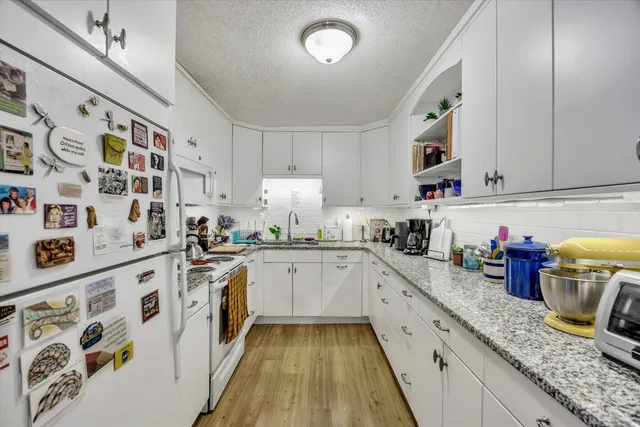 $304,900 | 12 Candlewood Lane, Unit 26, Dennis Port, MA 02639