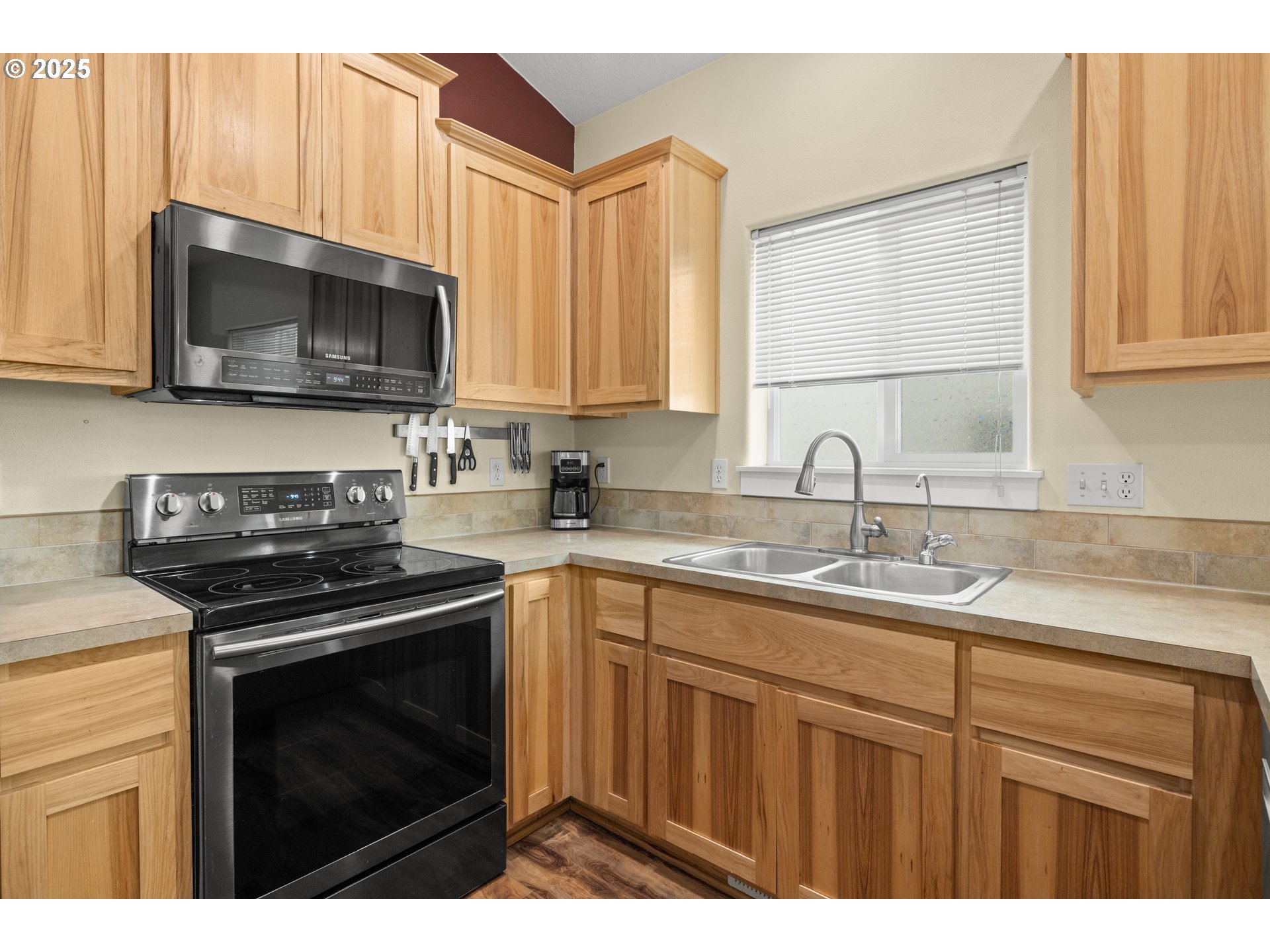 58678 Noble Road St. Helens, OR 97051 - Photo 12 of 38