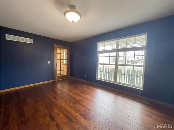 $420,000 | 7 Shetland Pony Court, St. Peters, MO 63376