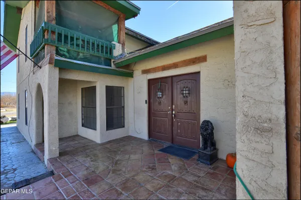 $375,000 | 395 Gabaldon Road, Anthony, NM 88021