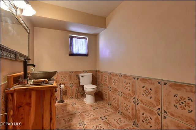 $450,000 | 395 Gabaldon Road, Anthony, NM 88021