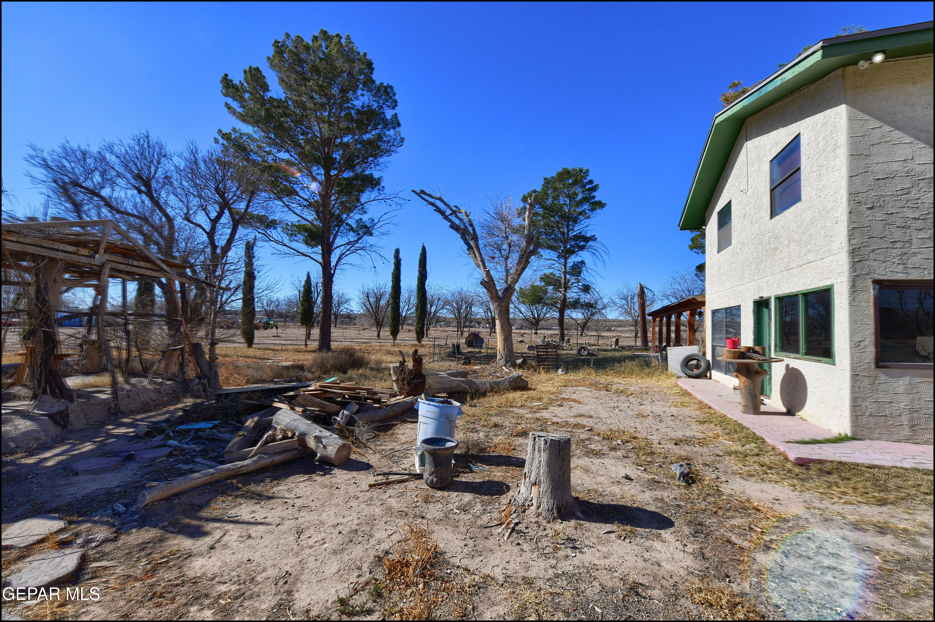 395 Gabaldon Road Anthony, NM 88021 - Photo 45 of 87 39