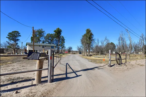 $375,000 | 395 Gabaldon Road, Anthony, NM 88021