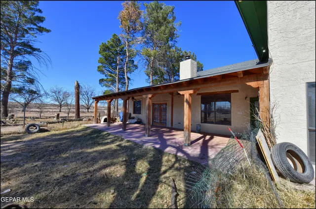 $450,000 | 395 Gabaldon Road, Anthony, NM 88021