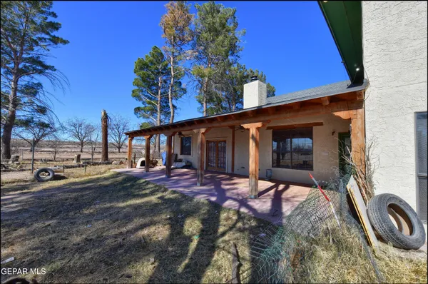 $375,000 | 395 Gabaldon Road, Anthony, NM 88021