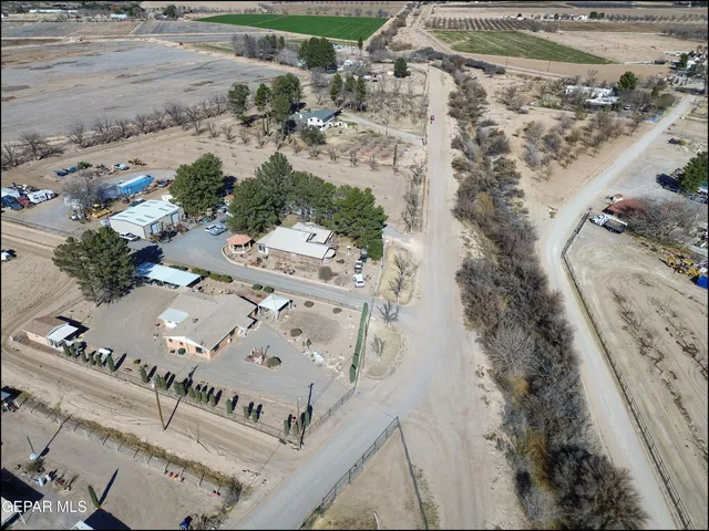 $450,000 | 395 Gabaldon Road, Anthony, NM 88021