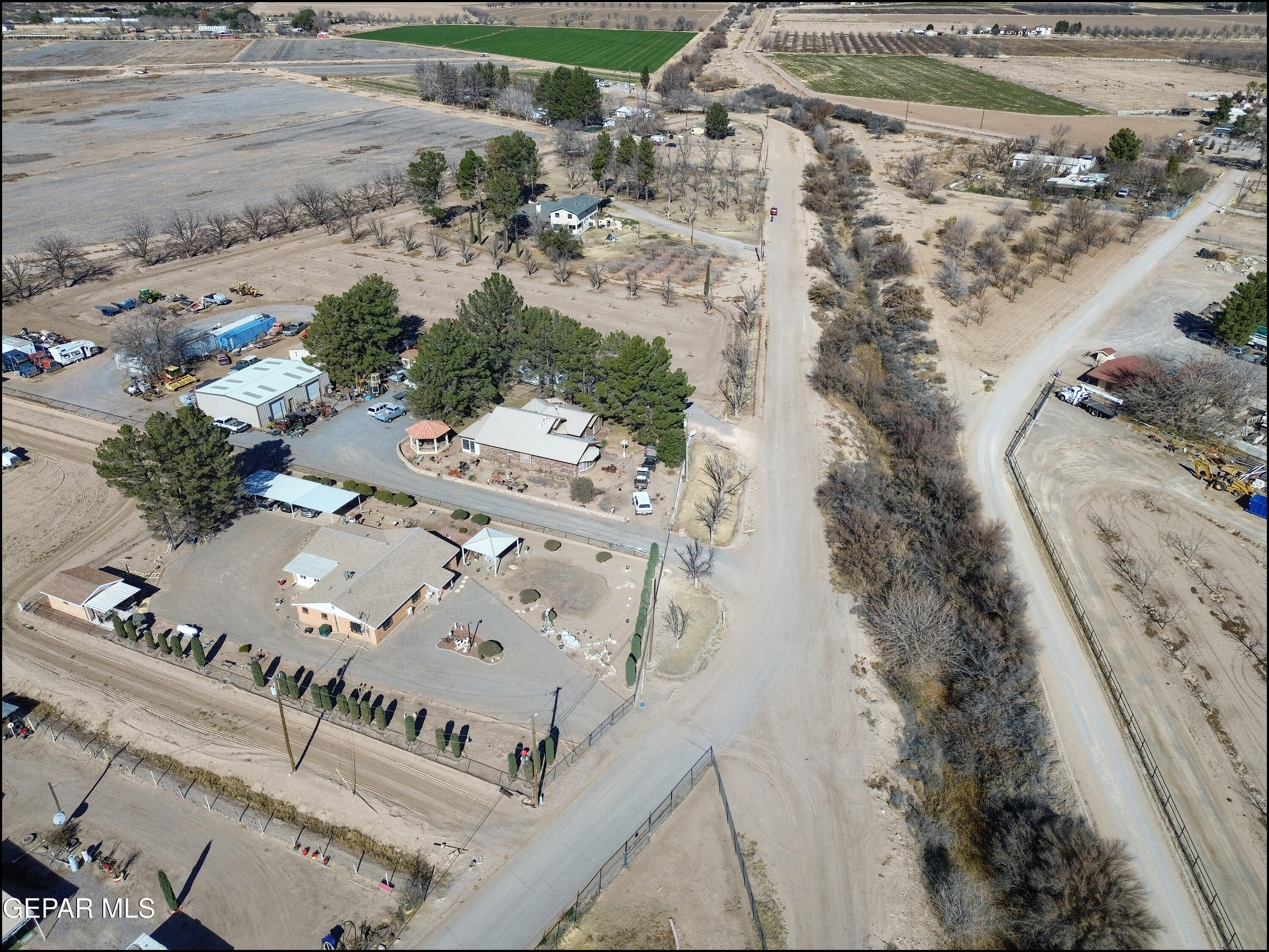 395 Gabaldon Road Anthony, NM 88021 - Photo 66 of 87 58