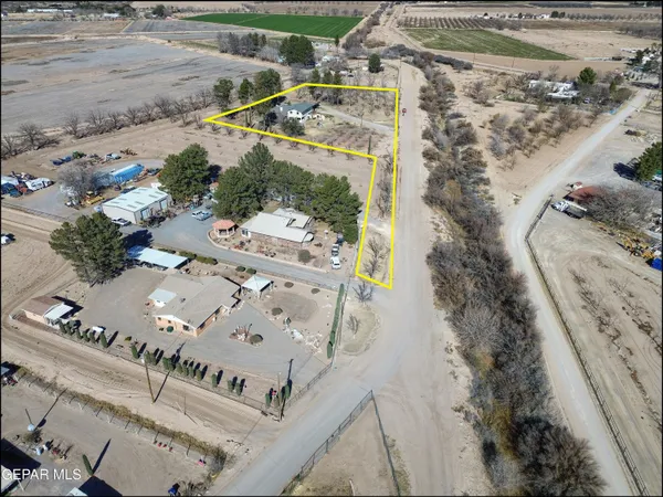 $375,000 | 395 Gabaldon Road, Anthony, NM 88021