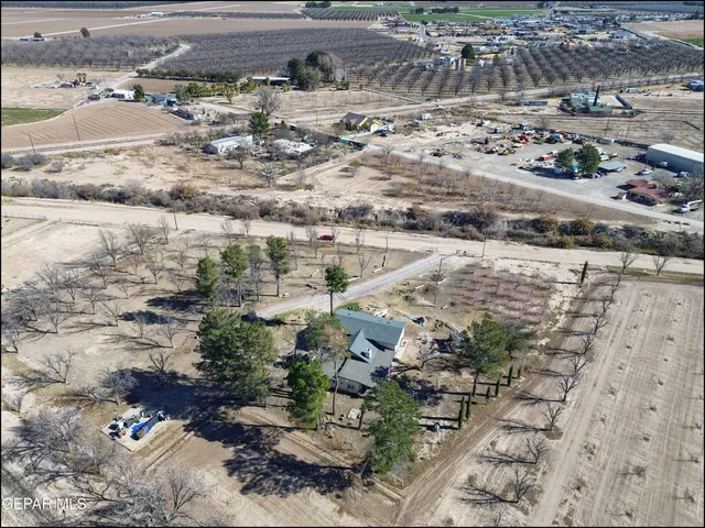 $450,000 | 395 Gabaldon Road, Anthony, NM 88021