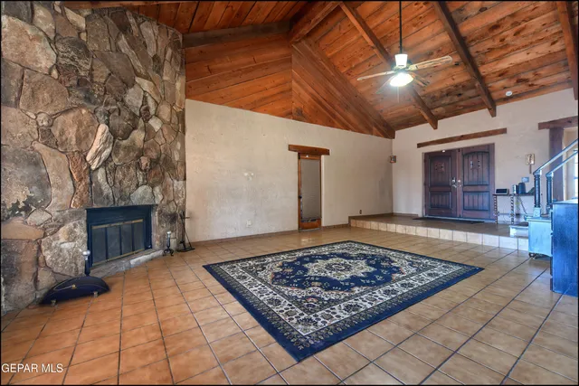 $450,000 | 395 Gabaldon Road, Anthony, NM 88021