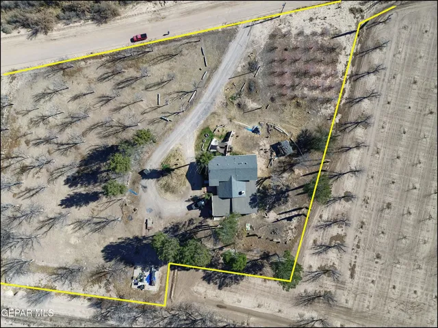 $450,000 | 395 Gabaldon Road, Anthony, NM 88021