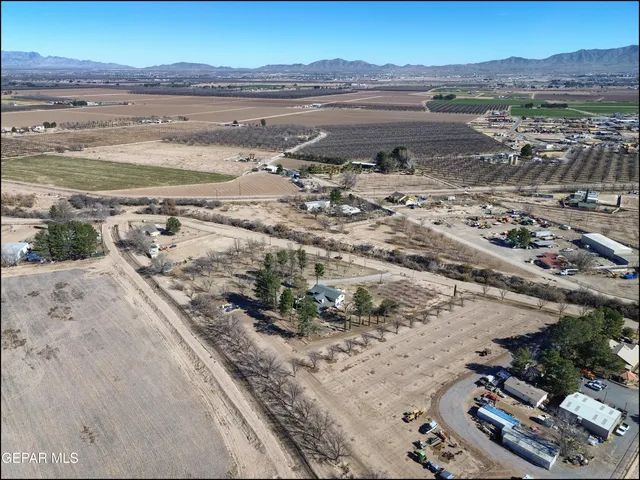 $450,000 | 395 Gabaldon Road, Anthony, NM 88021