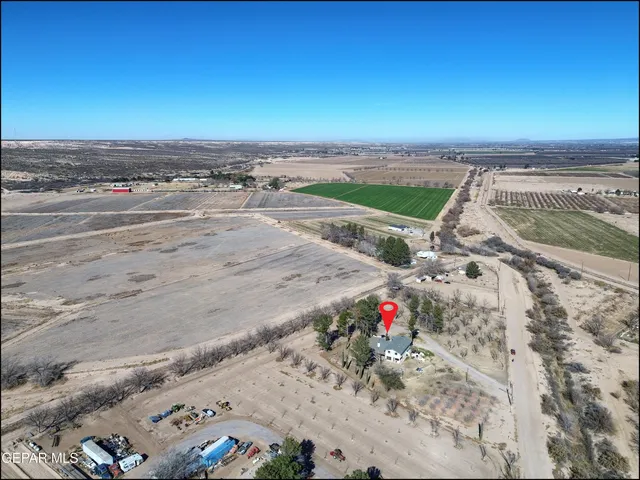 $450,000 | 395 Gabaldon Road, Anthony, NM 88021