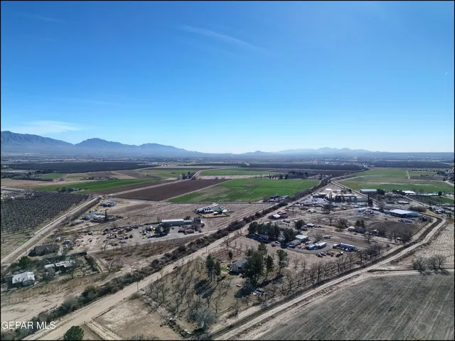 $450,000 | 395 Gabaldon Road, Anthony, NM 88021