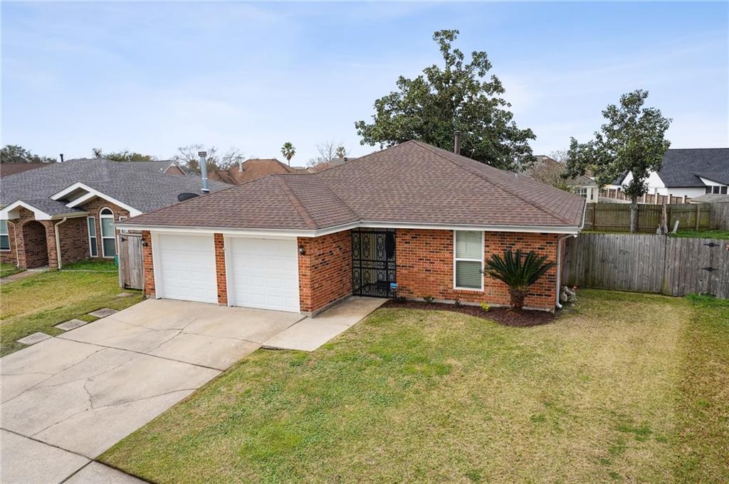 38 Moss Drive Laplace, LA 70068 - Photo 3 of 23