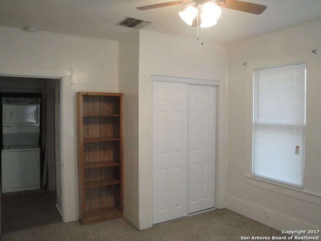 615 East Elm Street Seguin, TX 78155 - Photo 11 of 23