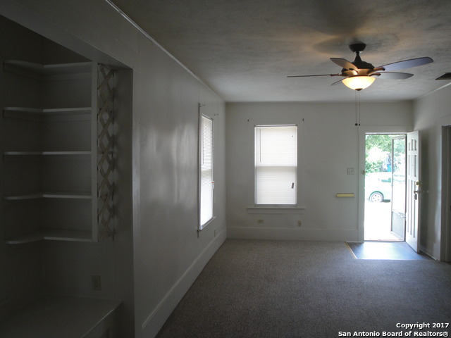 615 East Elm Street Seguin, TX 78155 - Photo 7 of 23 a view of empty room with window