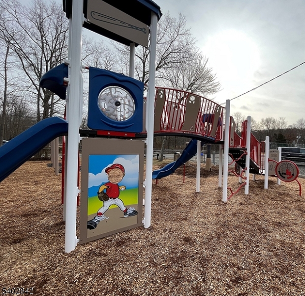 29 Ideal Street Gillette, NJ 07933 - Photo 23 of 25 a view of outdoor space with seating area