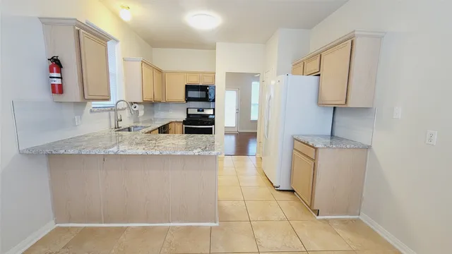 $2,300 | 20934 Carmel Valley Drive, Katy, TX 77449