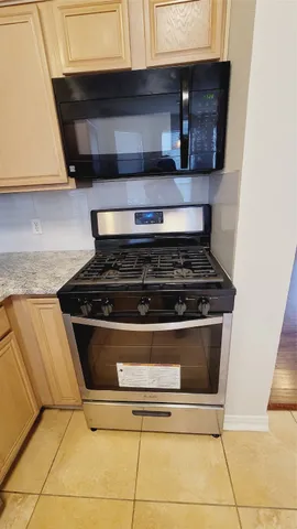 $2,300 | 20934 Carmel Valley Drive, Katy, TX 77449