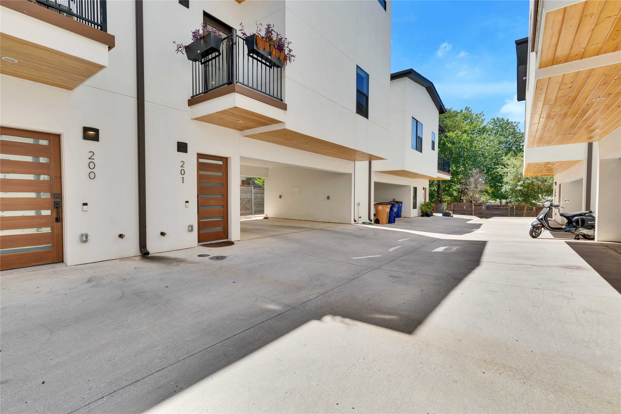 1128 Chicon Street, Unit 201 Austin, TX 78702 - Photo 28 of 30