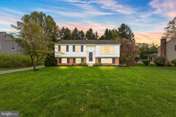 $399,900 | 2604 Beechwood Road, Lancaster, PA 17601