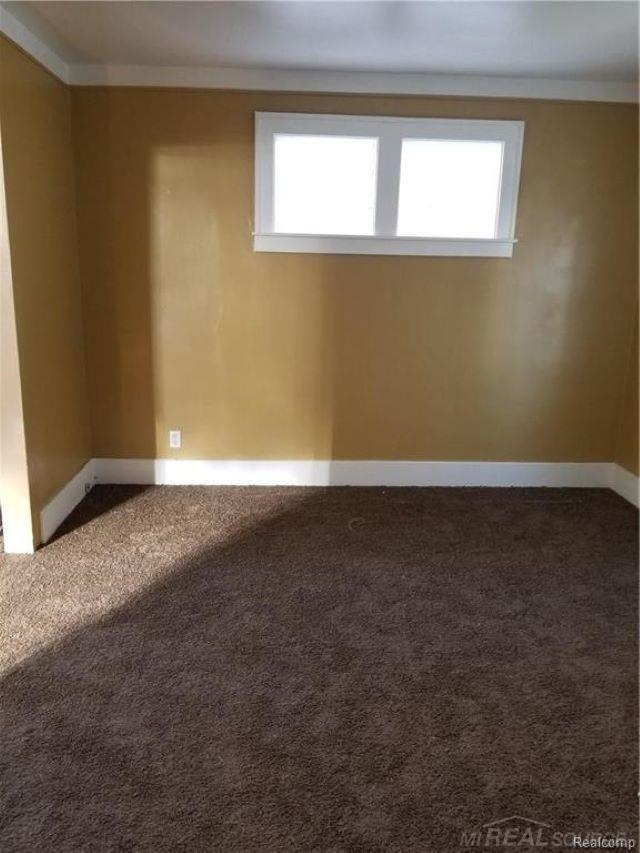 16524 Robson Street Detroit, MI 48235 - Photo 8 of 11