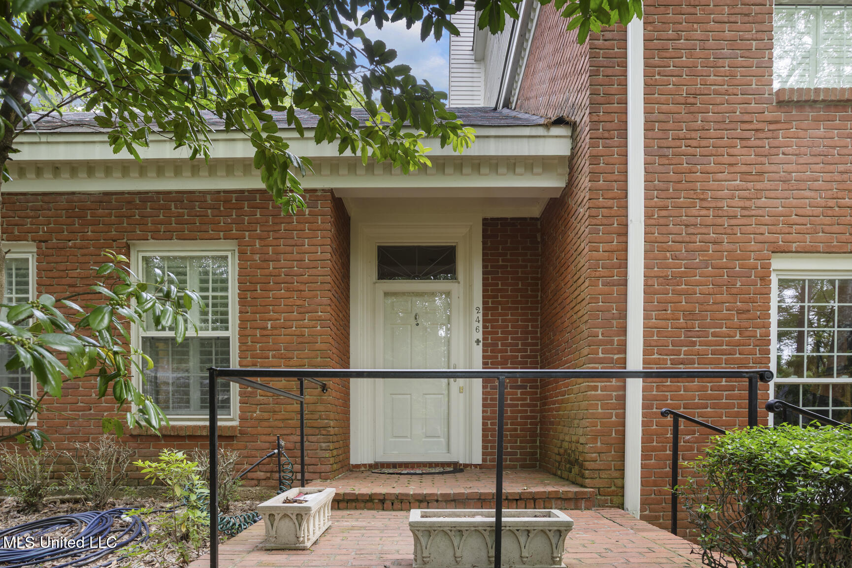 246 Eastbrook-2