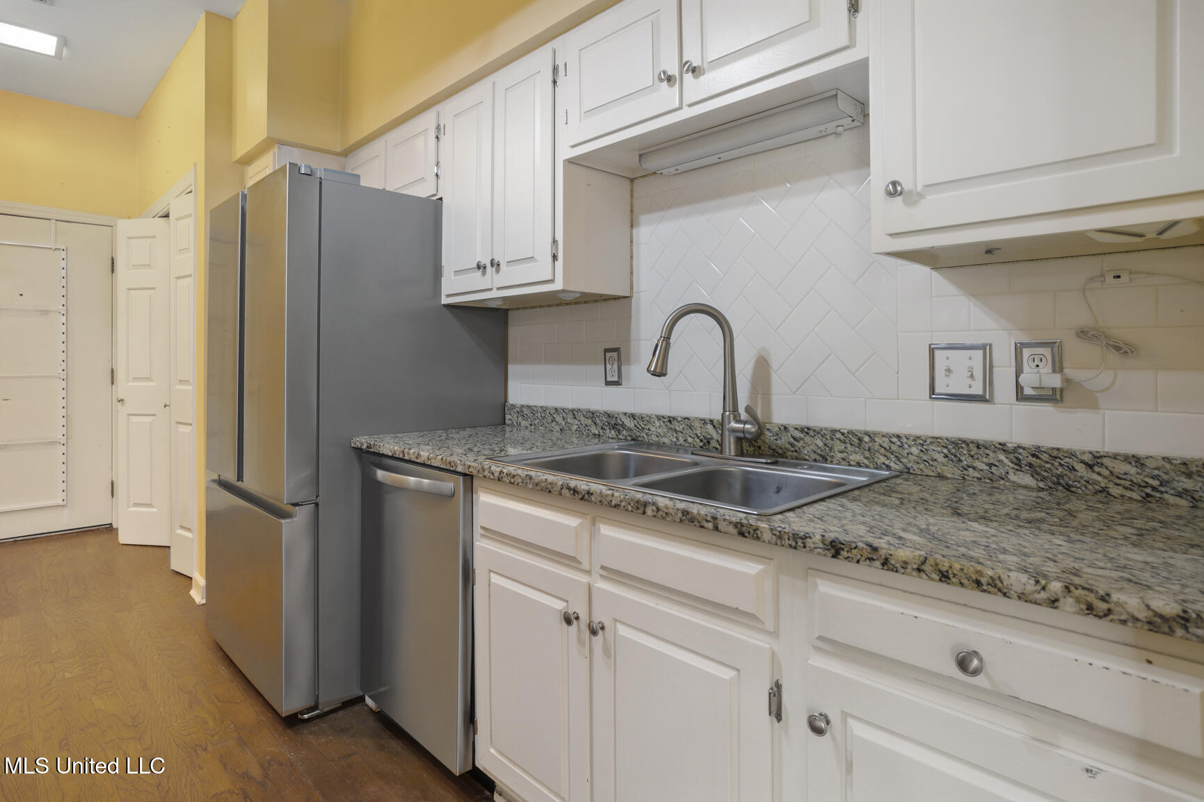 246 Eastbrooke Street Jackson, MS 39216 - Photo 23 of 28 246 Eastbrook-22