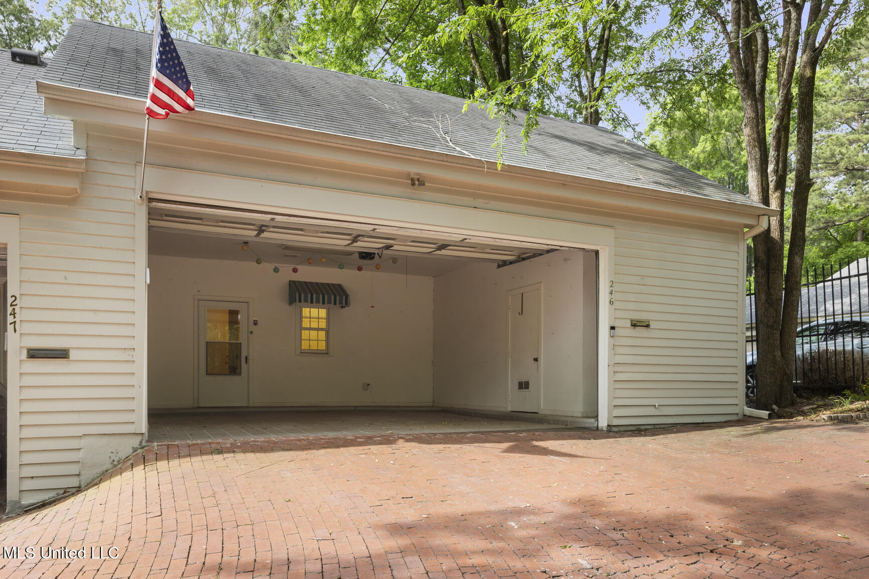 246 Eastbrooke Street Jackson, MS 39216 - Photo 28 of 28 246 Eastbrook-27