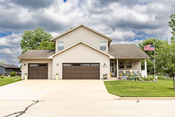 $450,000 | 1001 Sugarberry Boulevard, Sparta, WI 54656