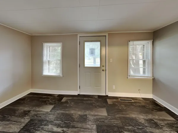$1,624 | 5789 Sunset Road, Mound, MN 55364