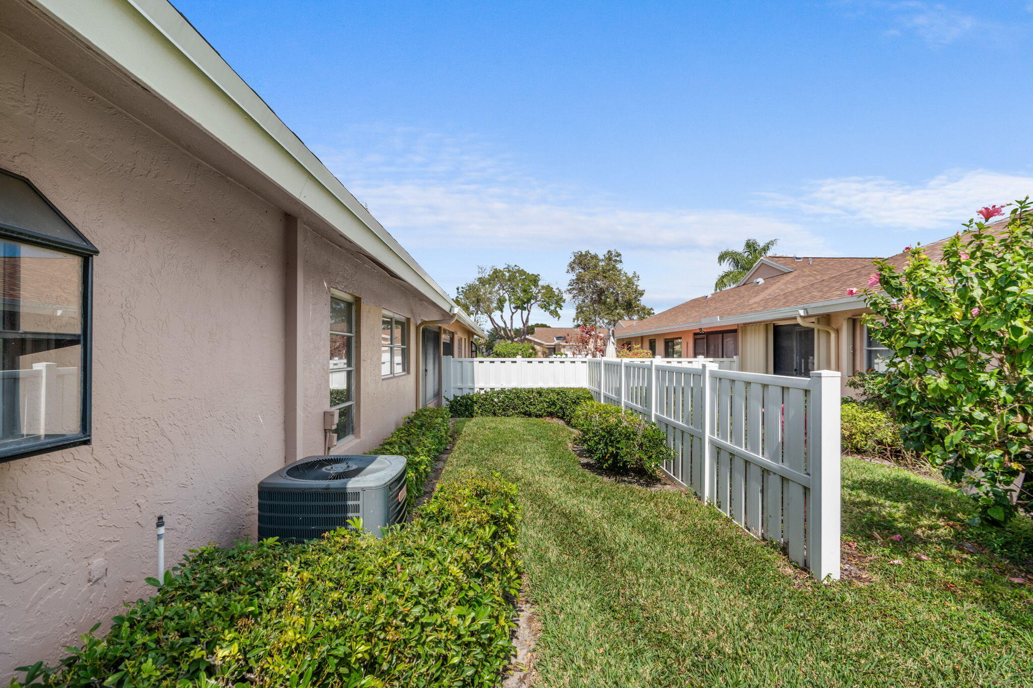 8101 Sweetbriar Way, Unit B Boca Raton, FL 33496 - Photo 19 of 22 8-web-or-mls-DSC09508