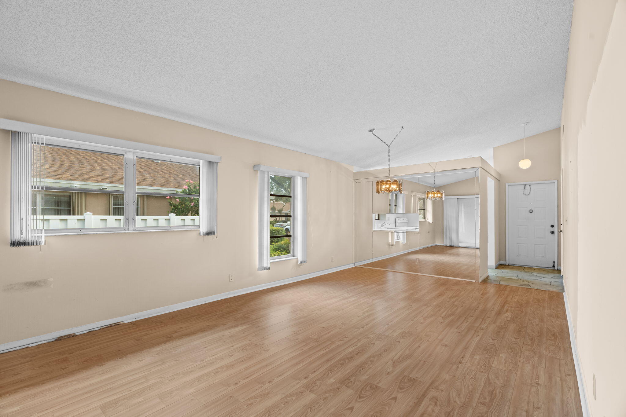 8101 Sweetbriar Way, Unit B Boca Raton, FL 33496 - Photo 5 of 22 14-web-or-mls-DSC09458