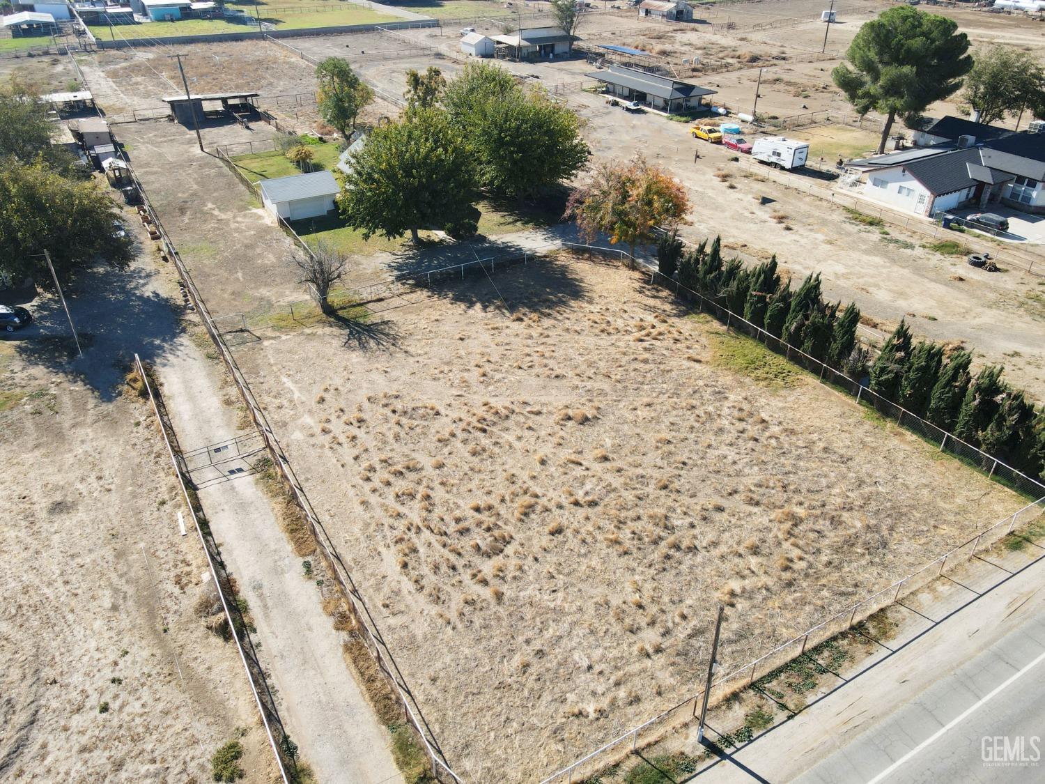 Undisclosed Address Bakersfield, CA 93307 - Photo 26 of 29 a view of a backyard of the road