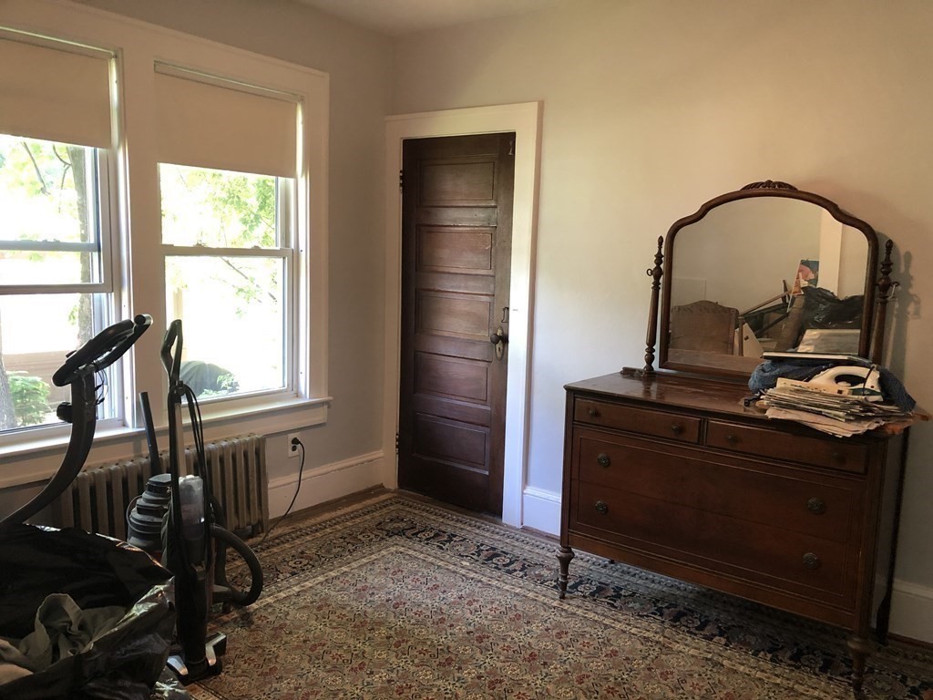 10 Worcester Avenue Montague, MA 01376 - Photo 24 of 35 a living room with furniture